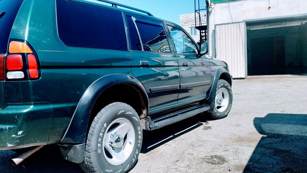 Продам монтеро спорт  2001 г.в.