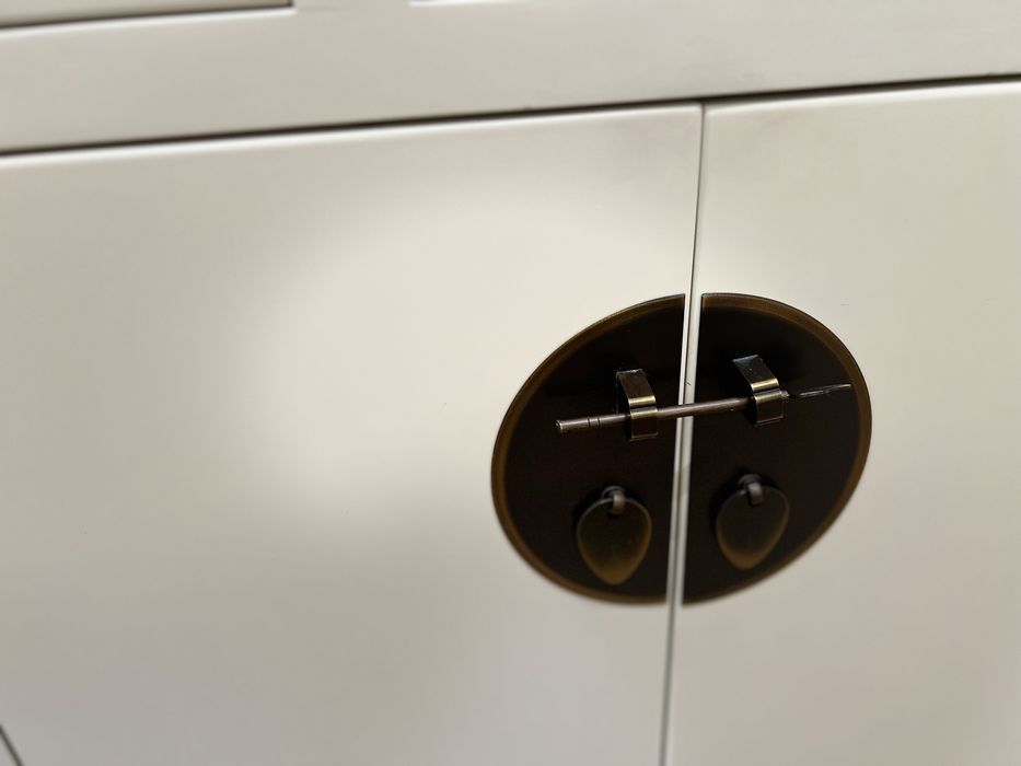 Скрин  цвят-крем