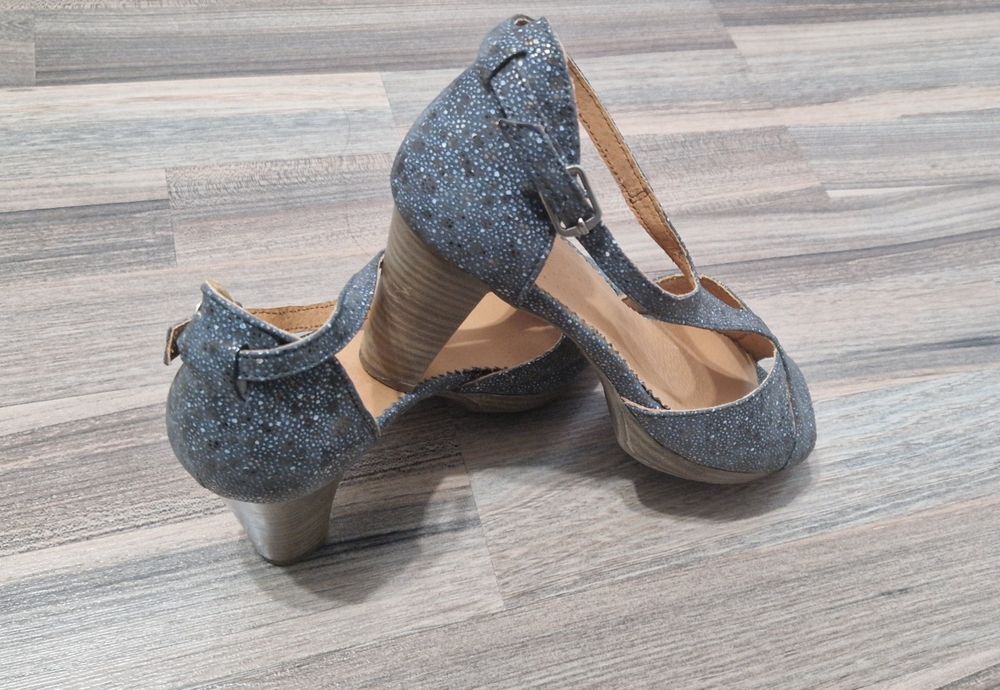 Vand pantofi piele masura 36