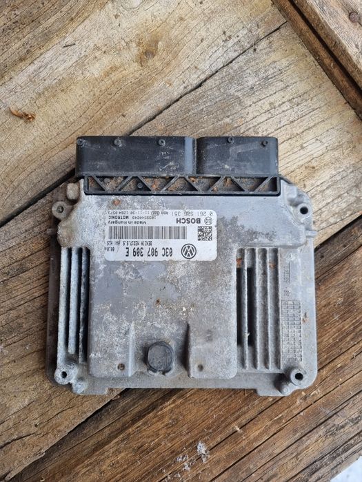 Компютър за Vw Pasat 7 1.4tfsi 2011godina