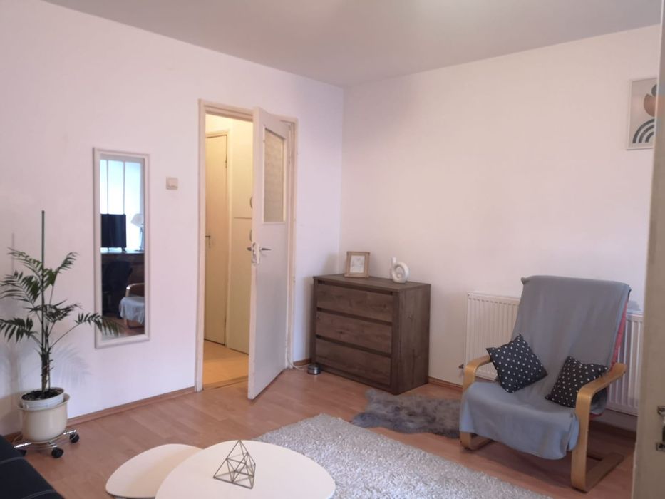 Inchiriez apartament cu o camera Manastur garsoniera Parâng chirie