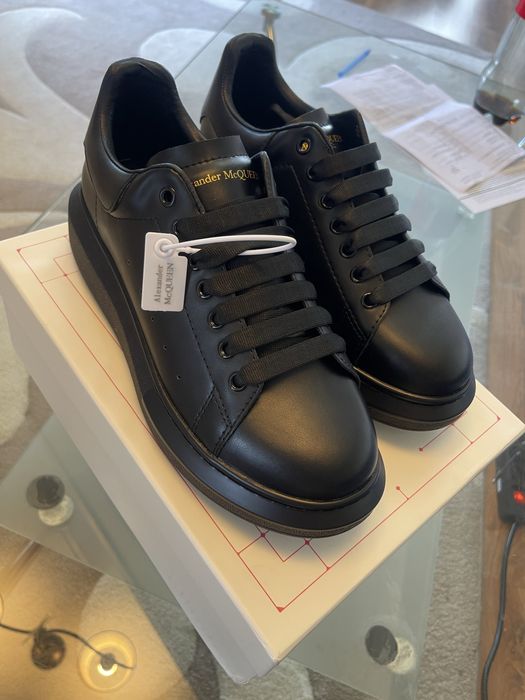 Alexander McQueen 42