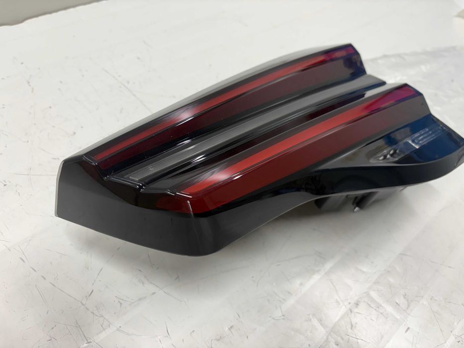 Десен вътрешен стоп БМВ Г01 Фейс / Стоп багажник БМВ Г01 Фейс G01LCI