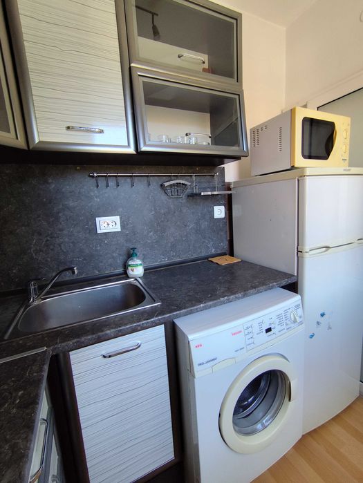 Дава се под наем Едностаен апартамент в Хасково, Училищни - 30 кв.м за 204 € - Снимка #6