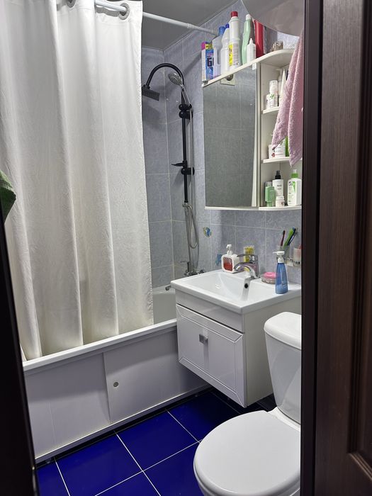 Продам квартиру шипина172а