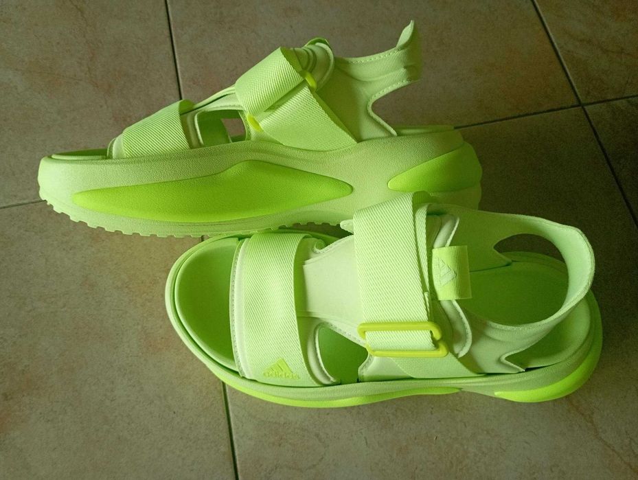 Дамски адидас Газел, Terrex, NMD, Samoa, aSTM, У/Б, Stan, Суперстар.