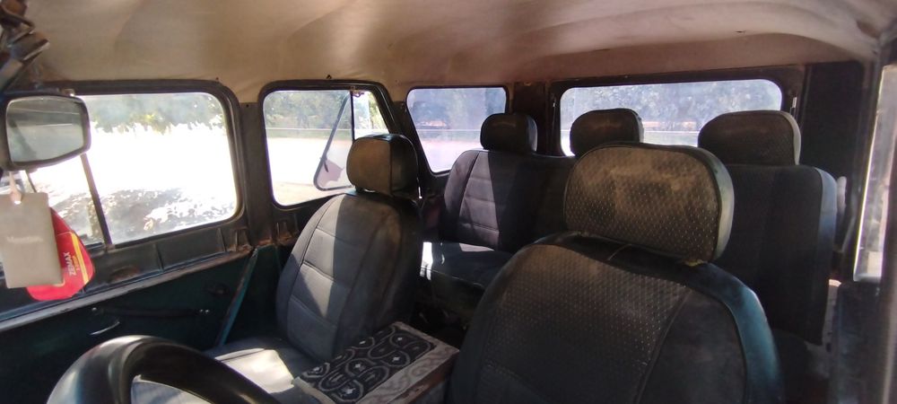 Uaz sotiladi  1996 yil