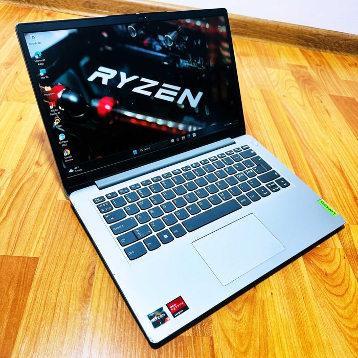 Laptop Lenovo IdeaPad AMD Ryzen 3, Video dedicat, Full HD, UltraSlim, SSD, Gaming Livrare GRATUITA