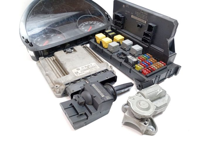 Kit pornire  2.5 tdi 074906032AP Volkswagen VW Crafter prima generati