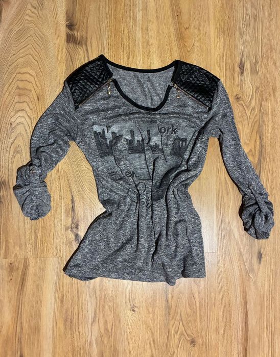 Блуза, размер S, кожени елементи