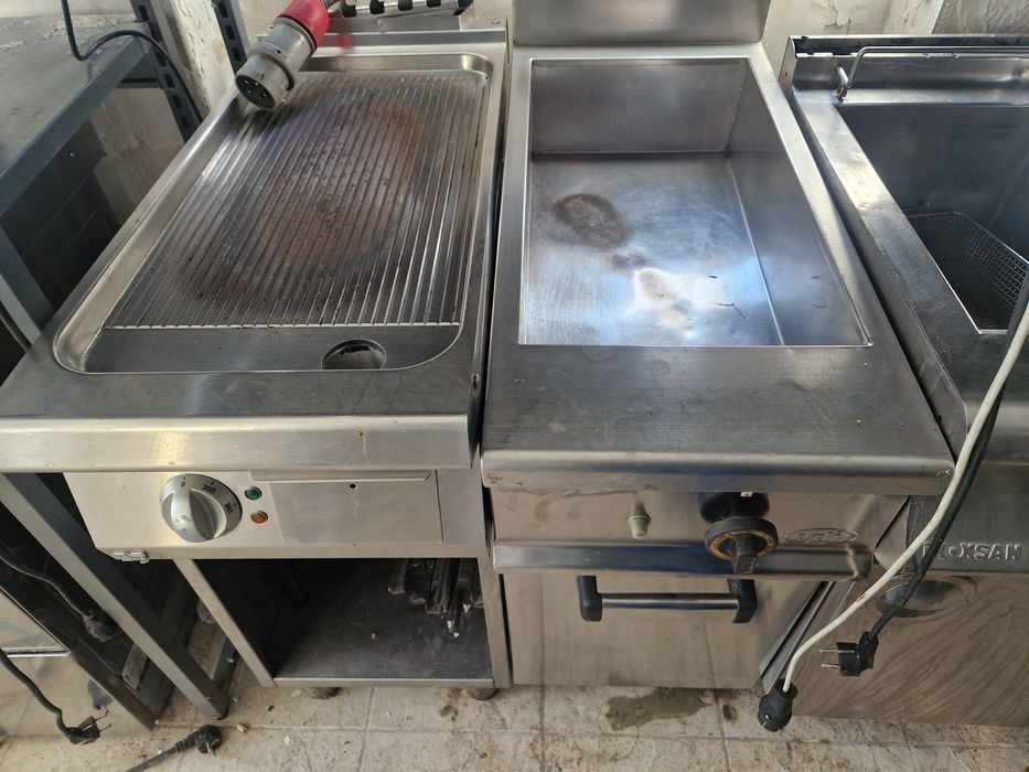 Gratar pe curent sau gaz cu banc, din inox, cu suport, sau electric