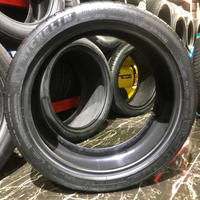 Michelin 245/40 ZR20 Pilot Sport 4S Sotiladi