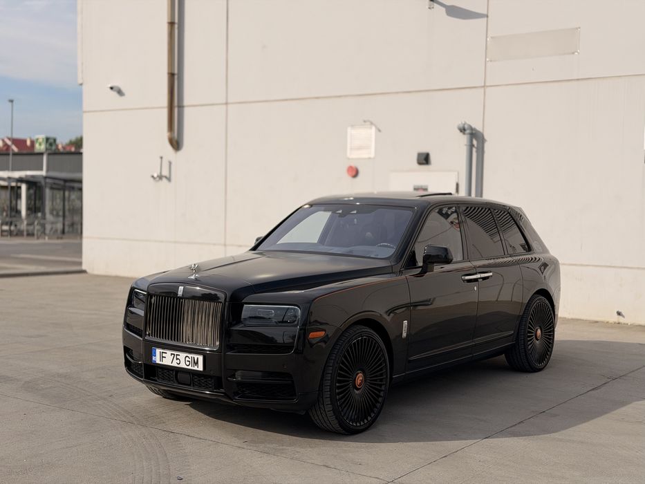 Rolls Royce Cullinan Black badge