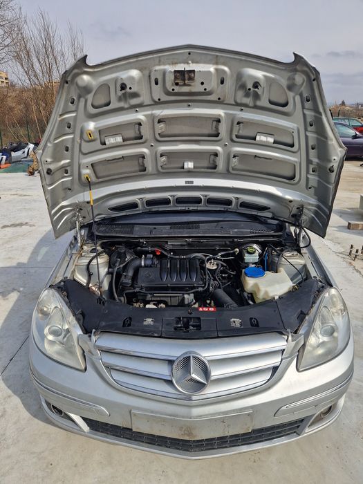 Mercedes B180 CDI (НА ЧАСТИ)