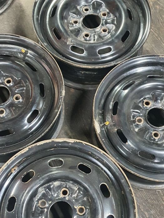 Диски 15 ие стальные .комплект