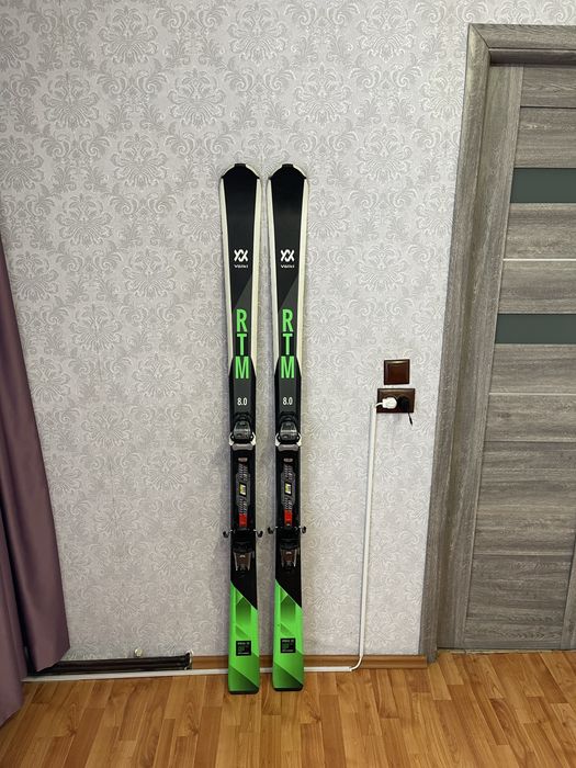 Schiuri 172 cm volkl rtm 8.0 skiuri