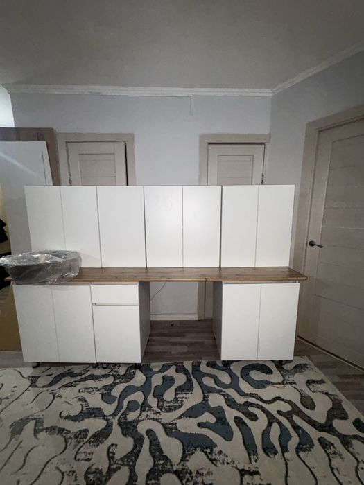 Продам кухонный гарнитур новый