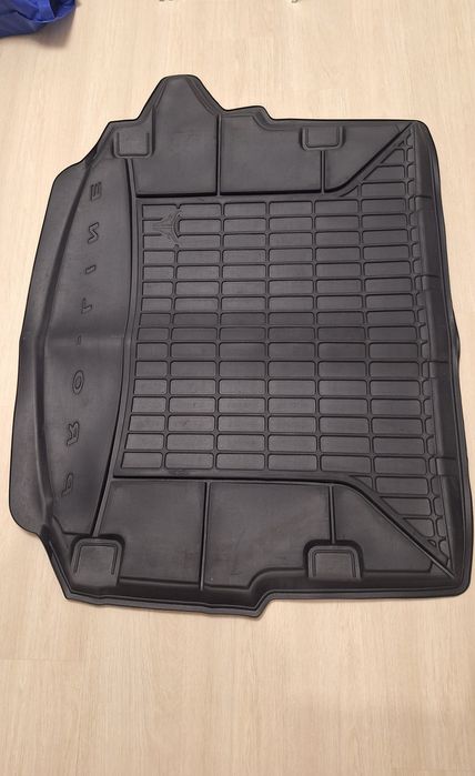 Tavita portbagaj Land Rover Discovery