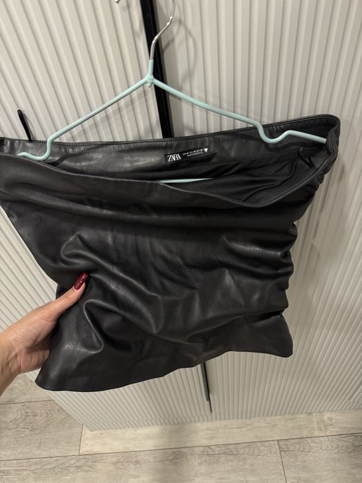 Топы, платье, брюки от Zara