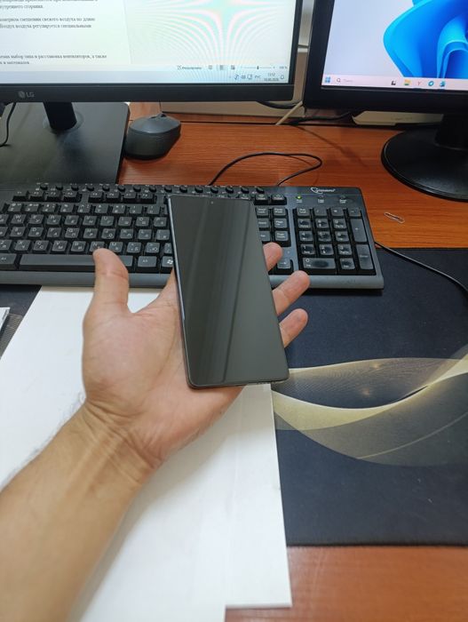 Redmi note 13pro 12/256gb ideal ochilmagan usta kurmagan aybi yuq toza