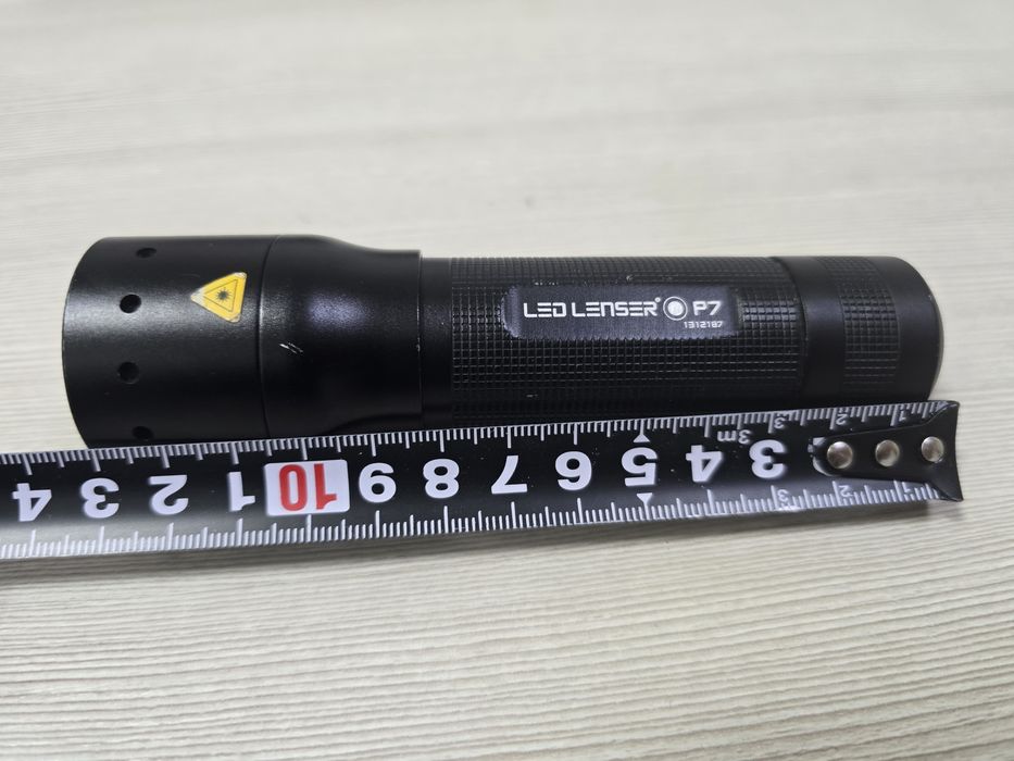 Ручной фонарь LedLenser P7
