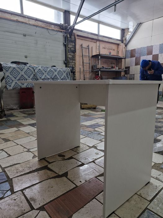 Стол письменный!!!