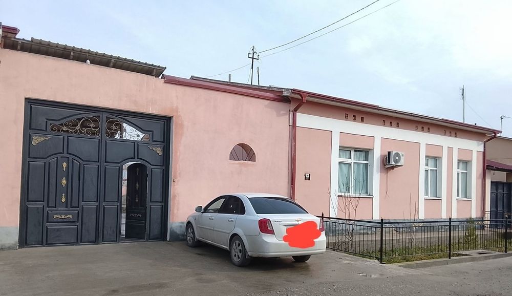 Oqtosh shahar Nigoraxonada 6 sutikli 5 honali katej sotiladi