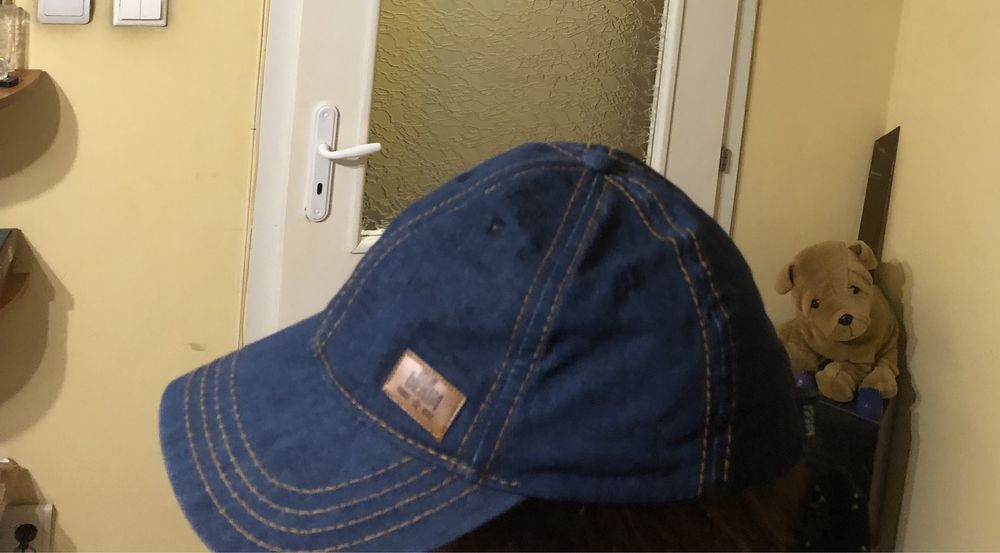 Шапка с козирка “DENIM”- оригинална