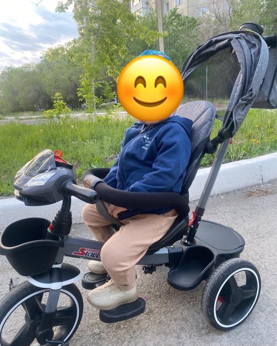 Продам детский велосипед Skillmax с родительской ручкой!