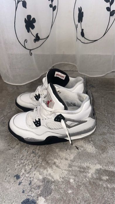 Jordan 4 white cement