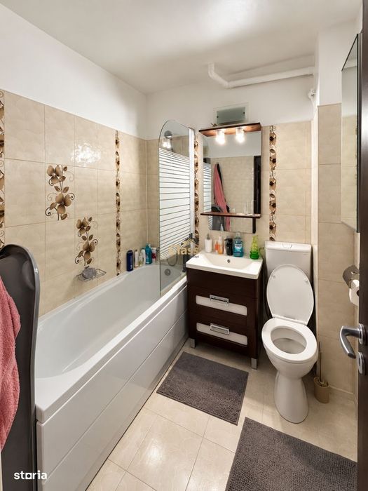 Apartament 3 camere | Decomandat | 64 mpu | Zona Aurel Vlaicu Marasti