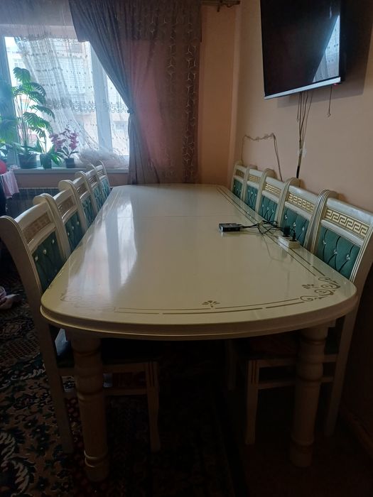 Стол новый не использованый