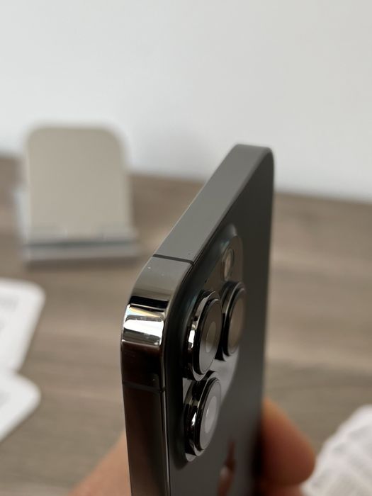 iPhone 13 Pro, НА ЧАСТИ - камера, корпус, батерия, букса и др.