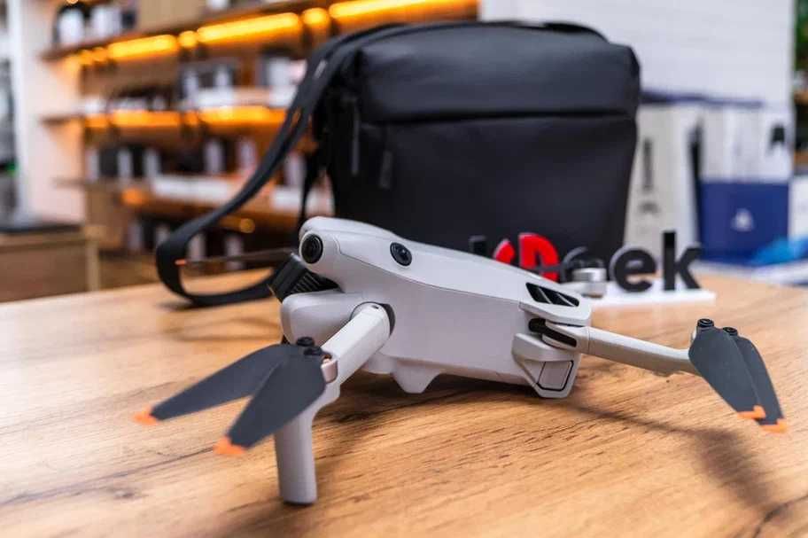 Дрон DJI Mini 4 Pro Fly More Combo Plus Гарантия Рассрочка
