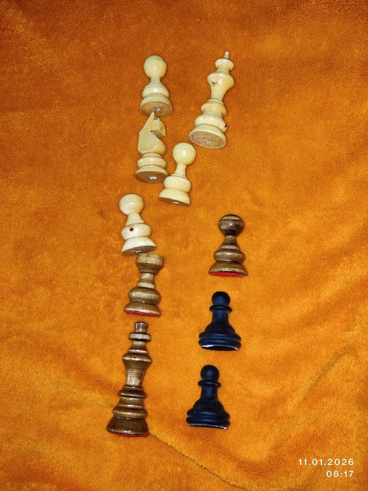 Zaruri, puluri table,piese sah