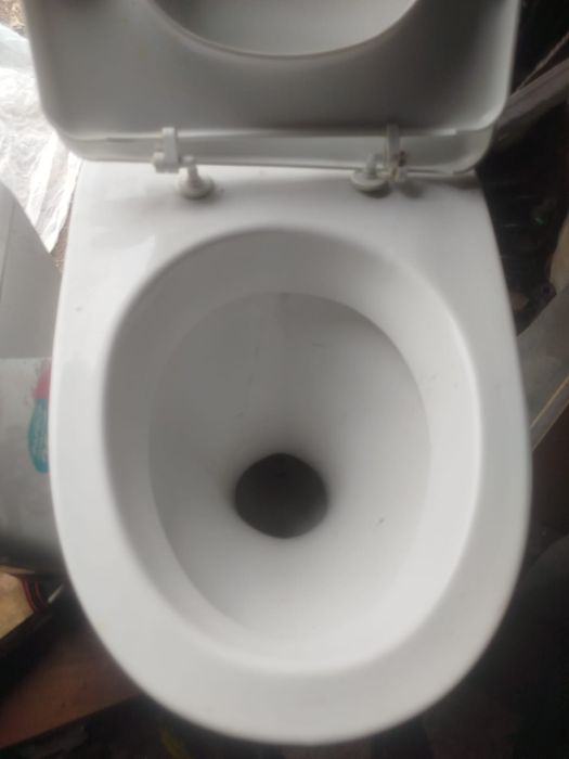 Продам унитаз б/у для строителей