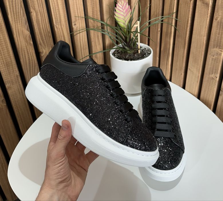 Alexander McQueen Mq Embellished/Glitter (size 40)