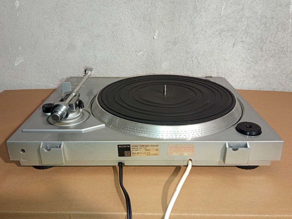 Колекционерски грамофон Sony PS-T22