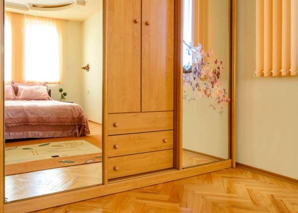 Дава се под наем Къща в Бургас, Ветрен - 250 кв.м за 1020 € - Снимка #3