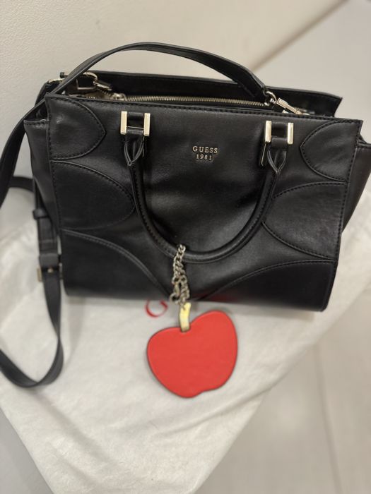 Чанта Guess Society Satchel