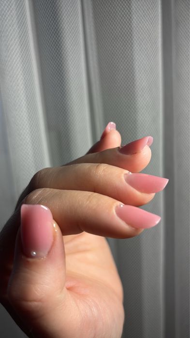 Manichiură cu gel/ ojă semipermanentă/ polygel