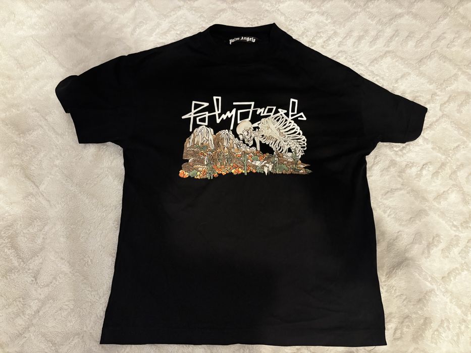 Tricou Palm Angles