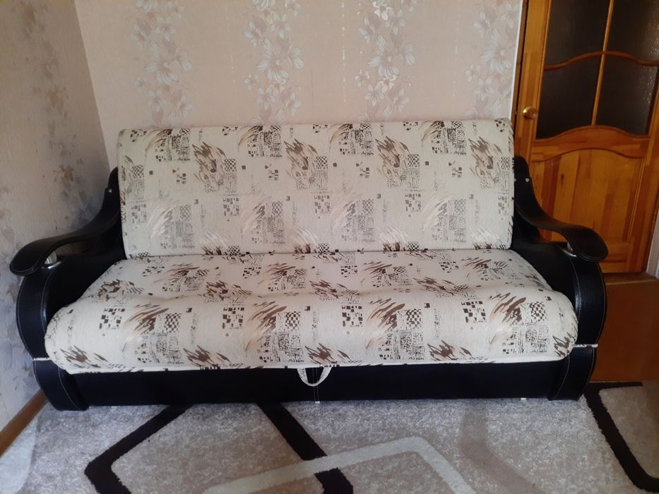 Продам диван б/у