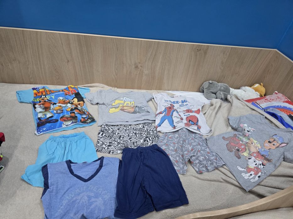 Голям лот дрехи за лятото + подарък