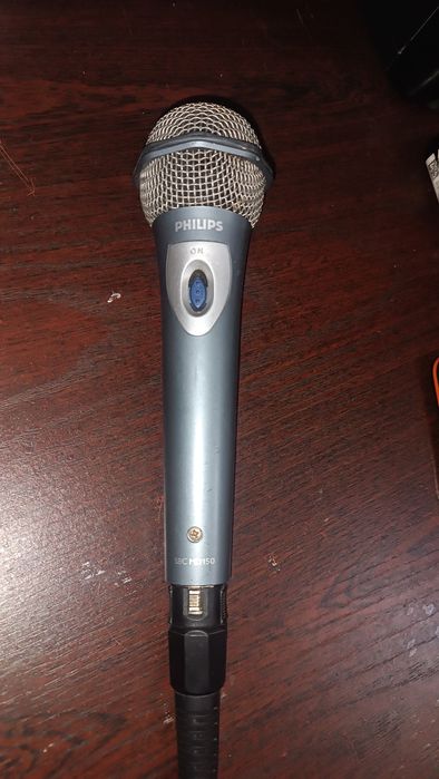 Продаётся микрофон хороший качественный От БРЕНДА Philips