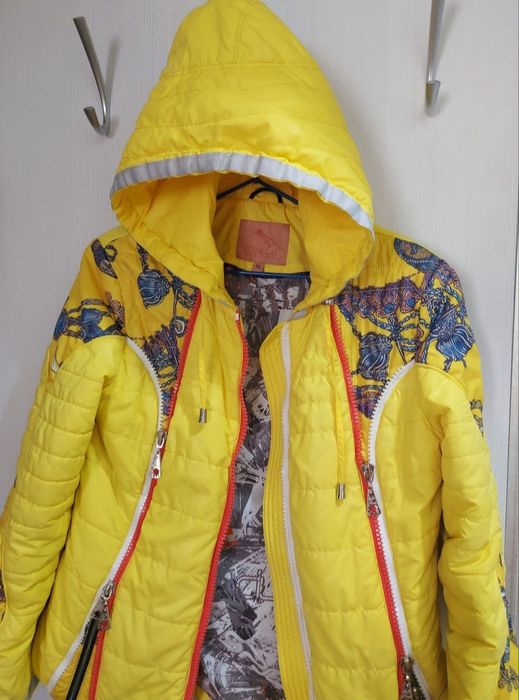 Продам  куртку пуховик