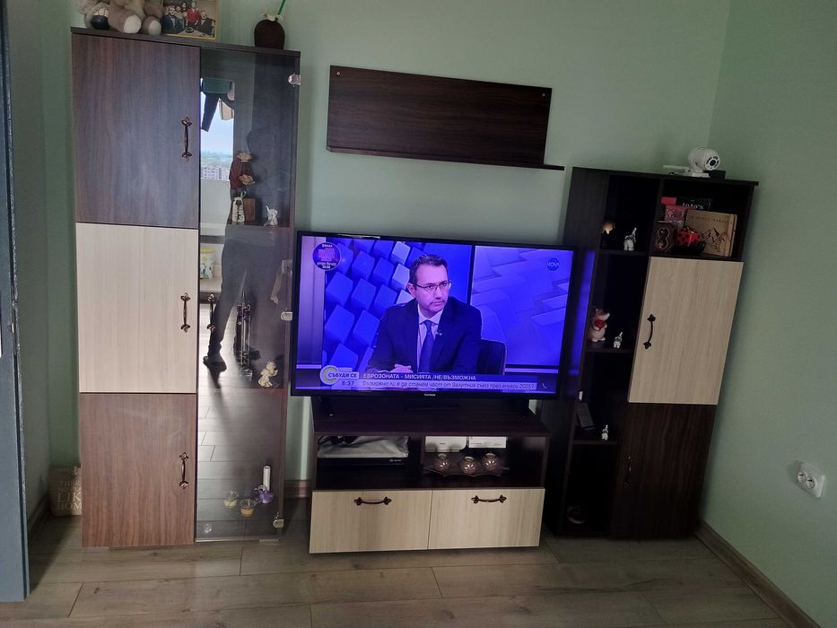 Холна секция четири части