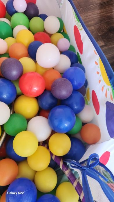 Шарики для сухого бассейна в больших количествах