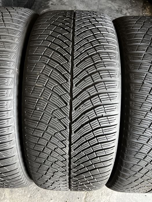 4 anvelope iarna 255/45/20 , Pirelli , DOT 2025 , 6.5 mm !