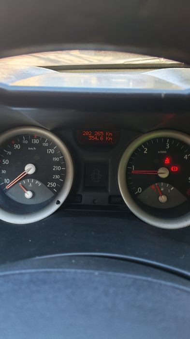 Vând Renault Megane 2 din anul 09.12.2004